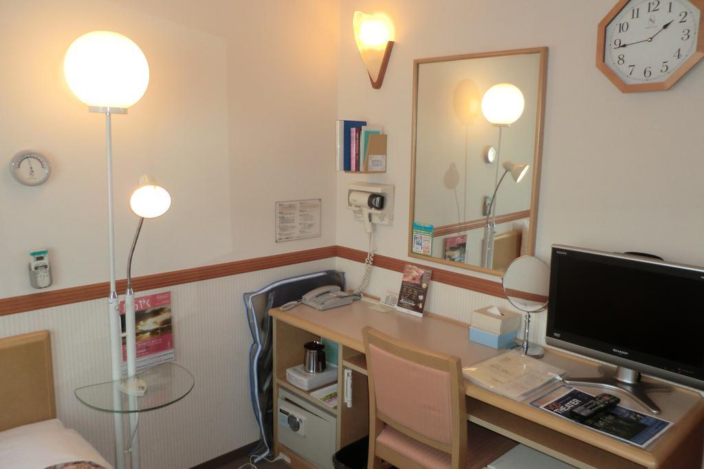 Toyoko Inn Tokyo Yamanote Sen Otsuka Eki Kita Guchi No 2 Exterior foto